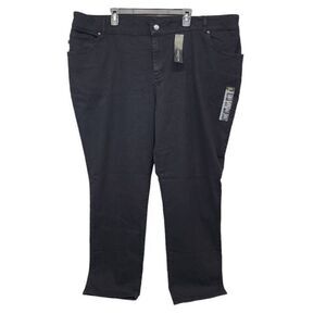 Lee Women's Plus Size 28W Mid Rise Relaxed Fit Straight Leg Jeans Black NWT P14